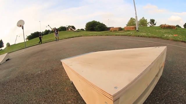 Kicker Session with Ellis Frost, Jason Emery and Matt Luscombe смотреть онлайн