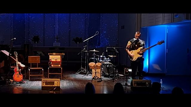 "Люди пишут а время стирает" С. Маршак С Шеин Бас гитара смотреть онлайн