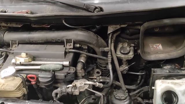 "Вито Карлеоне". Первое обслуживание. ЕГР будет жить. Моем клапан ЕГР и впускной коллектор (ч.1) смотреть онлайн