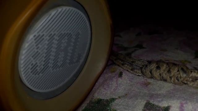 bass test jbl flip 4 смотреть онлайн