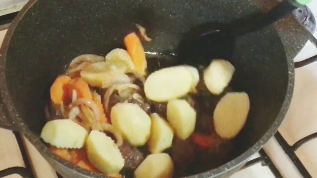 ПОКОРЯЕТ СРАЗУ, ХОТЬ КАЖДЫЙ ДЕНЬ ПОДОВАЙТЕ!ГОЛУБЦЫ ИЗ КАПУСТЫ С ОВОЩАМИ И С МЯСОМ! смотреть онлайн