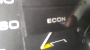 Работа прибора  эконометр ВАЗ 2109 низкая панель, с дроссельным  клапаном.