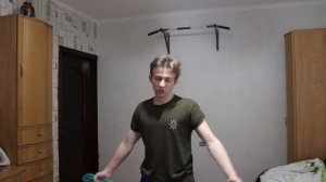 Все виды упражнений с эспандером на трицепс. 6+