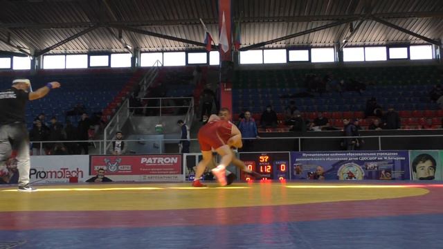 Макагаджиев М-Саид (Дагестан) - Кабисов Давид (РСО-Алания) смотреть онлайн