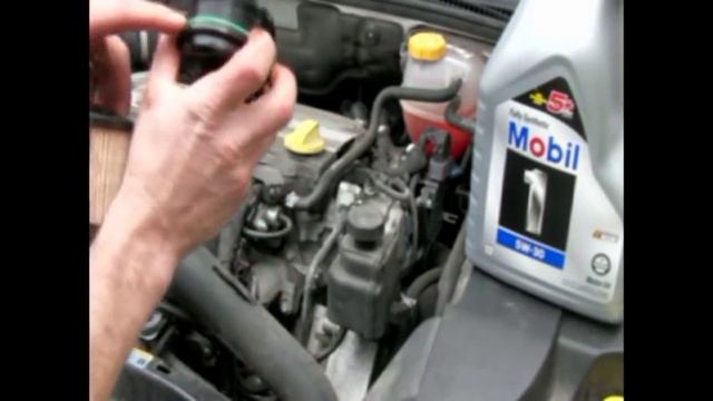 2006 Saab 93 9-3 Air and Oil Filter Change смотреть онлайн