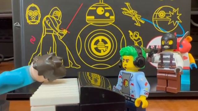 LEGO игра на пианино (смотреть до конца :) смотреть онлайн