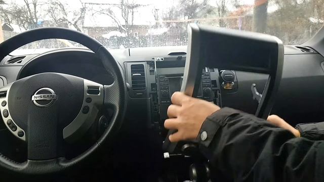 Снятие магнитолы на Nissan X-trail смотреть онлайн
