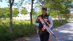 LTT Game Nerf War : Special Police SEAL X Nerf Guns Fight Boss Rocket Pursuing a High-end Wanted Ma