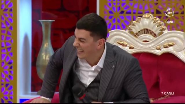 Sakit Samedov — Qara Gozler, Darixmaga qoyma meni (7 Canlı) смотреть онлайн