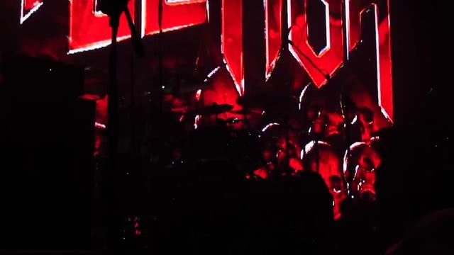 DESTRUCTION - Carnivore + Drum solo + Tormentor (Москва 09.04.2016) смотреть онлайн