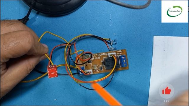 Touch plate sensor on/off circuit explains in Urdu language. смотреть онлайн