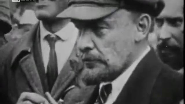 Ленин салютует смотреть онлайн