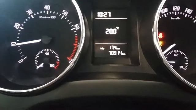 Купить Шкода Йети (Skoda Yeti) 2011 г. с пробегом бу в Саратове. Элвис Trade in центр смотреть онлайн