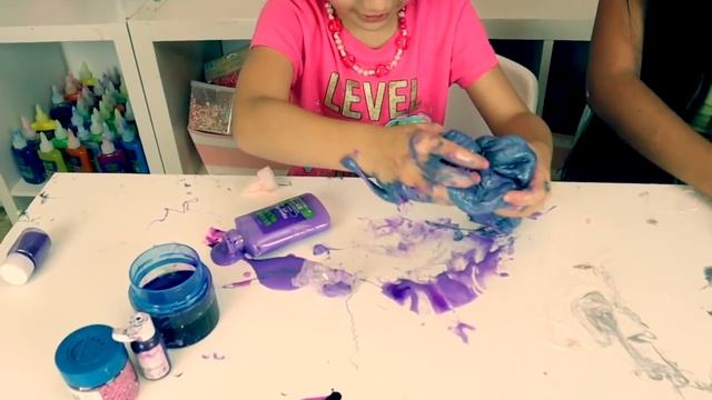 FIX THIS SLIME WITH ONLY 1 COLOR CHALLENGE! MY SISTER CHEATED!!! смотреть онлайн