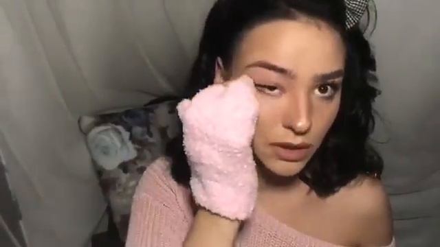 Гринвей как снять макияж без косметических средств набор для ухода за кожей лица Ласка мини смотреть онлайн