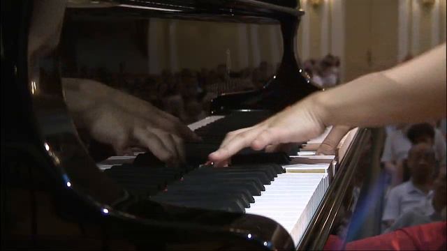 Yeol Eum Son - XIV Tchaikovsky Competition Round III Part 1 (28 June 2011)