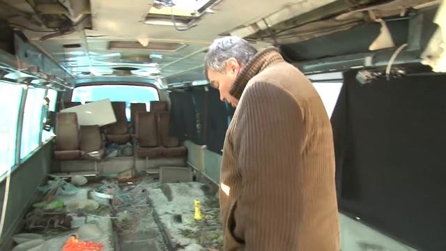 В Хабаровске бездомные зимуют в списанных автобусах октябрь 2018 смотреть онлайн