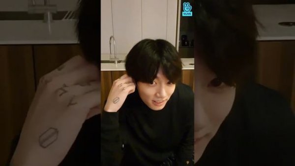 JUNGKOOK LIVE [ 15.06.2022 ]

Перевод трансляции Чонгука можете посмотреть на канале INARMY|BTSNEWS