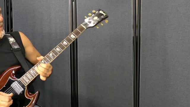 AC/DC Angus Young inspired Guitar Solo смотреть онлайн