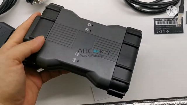 Mercedes Benz C6 VCI Diagnostic Scanner for 12V/24V MB Vehicles смотреть онлайн