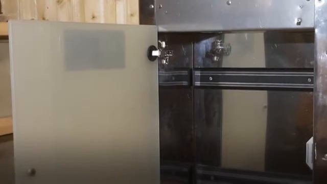 Стерилизатор для ножей УФ.