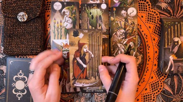 DEVIANT MOON TAROT. Обзор колоды и значения карт смотреть онлайн