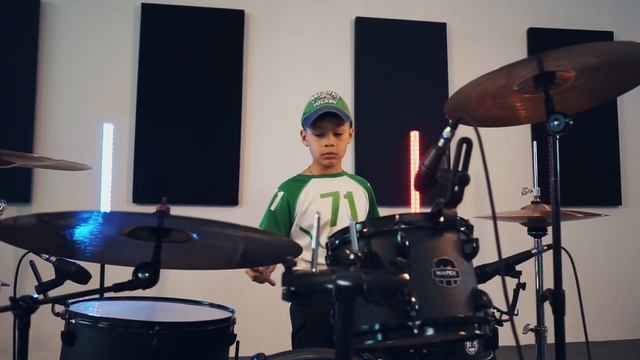 Школа Барабанда - HammAli & Navai "Прятки" (Drum Cover) смотреть онлайн