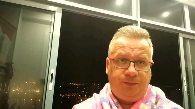 ? Доходный дом: Развенчание лжи и мифов о пассивном доходе от миниотелей и минигостиниц смотреть онлайн