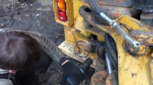 НОВИНКА!! Мощный Ударный Гайковерт Bosch 18V-1050H Крутим Колеса На КАМАЗе