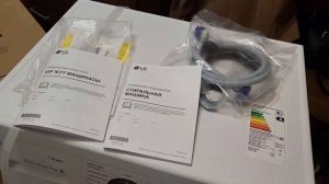 Распаковка — Стиральная машина LG F1296HDS3
