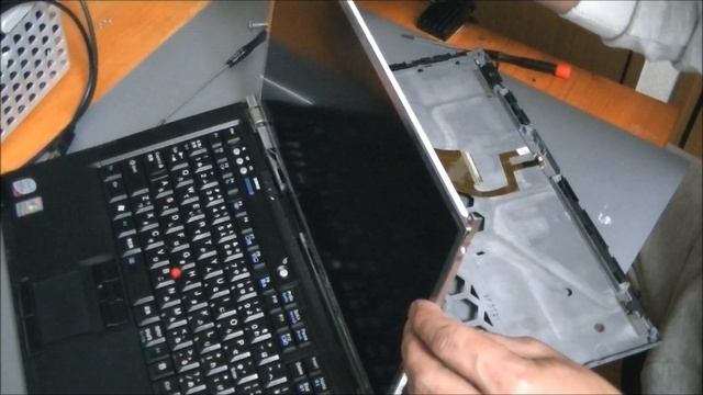 To replace LCD panel ■ThinkPad T61 14.1 wide screen model　HD смотреть онлайн