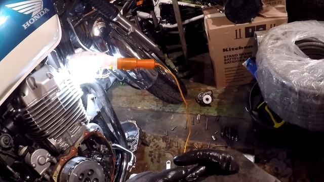 Honda CB400SS. Замена пружин сцепления смотреть онлайн