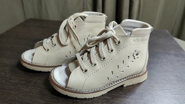 Сандалии с супинатором антивальгусные ОТ 701.mp4 смотреть онлайн