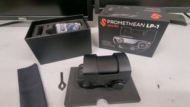 Is this red dot worth a lawsuit? First Promethean LP-1 Review on YouTube (The Sig Romeo 8T at Home) смотреть онлайн