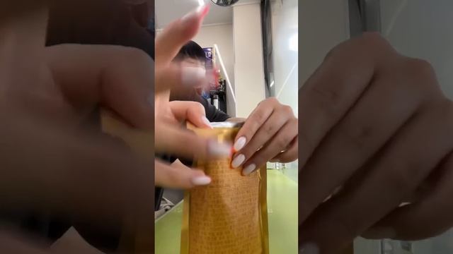 Как корейцы утоляют летом жажду? Круглосуточный магазин в Корее/ Виктория Ким #asmr #корея #сеул