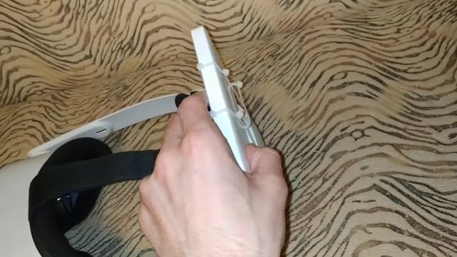 Вариант крепления внешнего аккумулятора (power Bank) на Elite Strap Oculus Quest 2