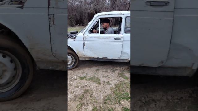 Едем за водой в горном селе, тащим 1 тонн воды в подъед на ниве) смотреть онлайн