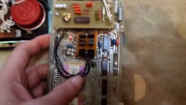 Элетап-микро (Электроника) Разборка, радиодетали, золото, серебро, платиновая группа! Часть 1 смотреть онлайн