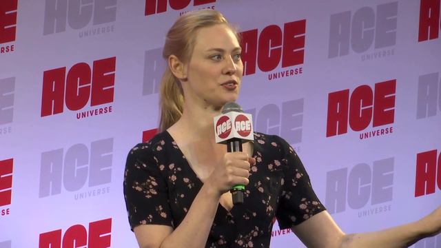 Deborah Ann Woll at ACE Comic Con Seattle 2019 смотреть онлайн