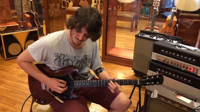 Gibson SG Junior 1969 at Rudy's Music Soho (NY) смотреть онлайн