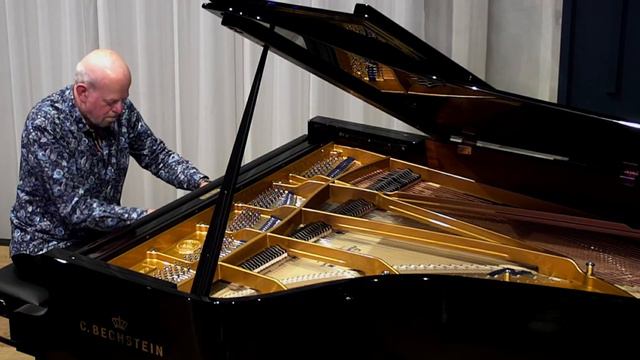“Homecoming” piano solo by Adrian Lord, live at C. Bechstein Manchester смотреть онлайн