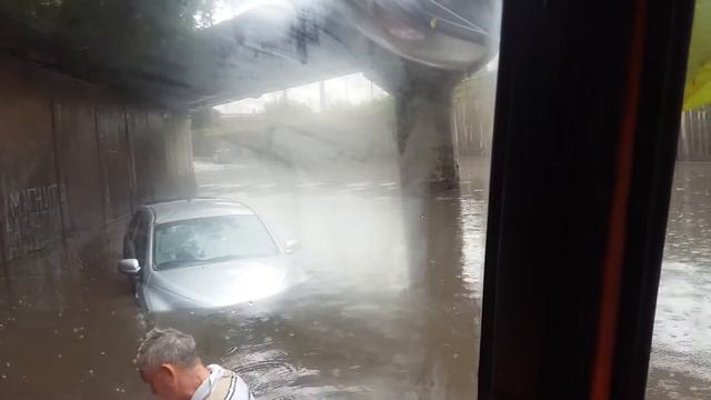 Красноярск обрушился дожь смотреть онлайн