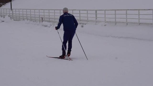 3 Skate Ski Techniques Explained: How to Cross Country Ski смотреть онлайн