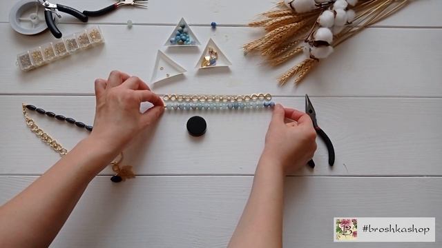 Как сделать бусы на цепочке с натуральными камнями своими руками смотреть онлайн