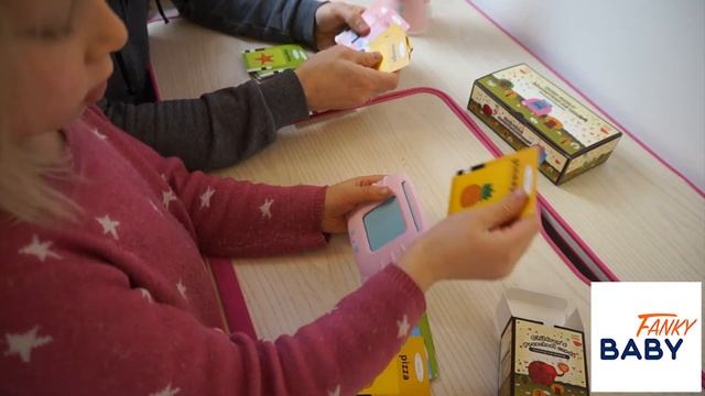 Обучающие карточки с озвучкой / Английский для детей / 224 слова из 12 тем