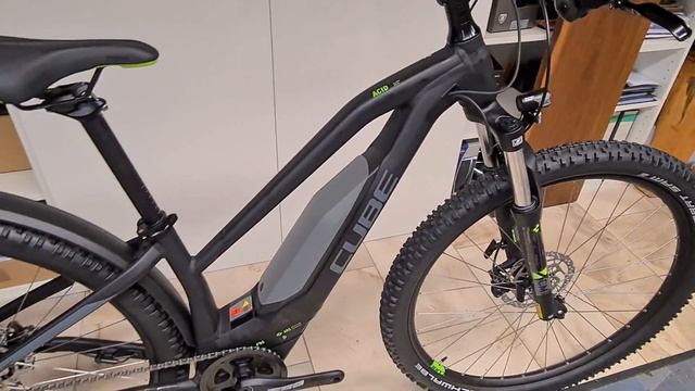Cube Acid Hybrid ONE black´n´green Bosch E-Mountainbike смотреть онлайн