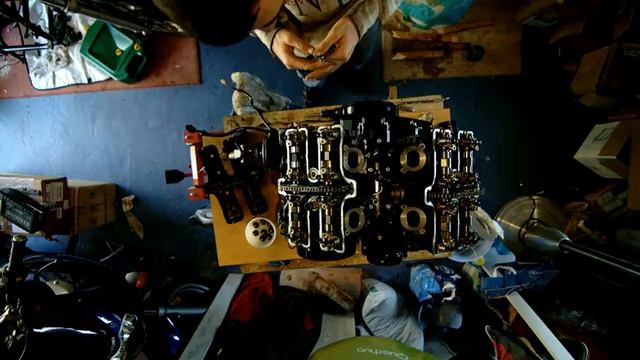 Vmax 1200 - Repairing The Gearbox - Timelapse