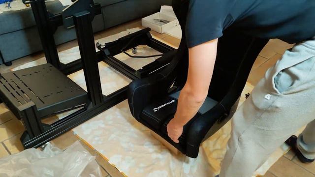 Assemblaggio Sim-Lab GT1 EVO SIM RACING COCKPIT + Accessori