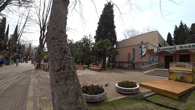 На пляже в Сочи/Цены в кафе/Парк Ривьера/Тюльпаны/Кафе БаклаДжан/Вкусные хинкали/Аура Богемии посуд смотреть онлайн