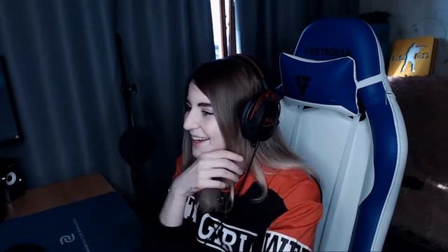 Антика   сколько зарабатывают в женском CS GO ,о WESG, розыгрыш от Антики  !